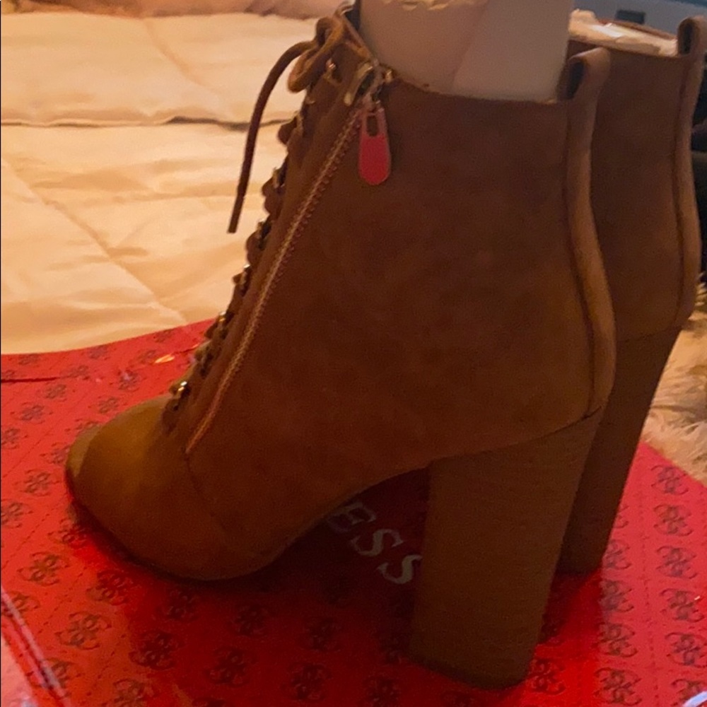 Guess shoes - Picture 6 of 9